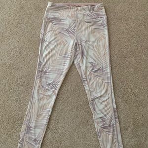 Palm print active leggings